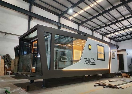 Luxury Prefab Kapsul Dengan Kerangka Ruang Baja Ringan Bangunan Kecil Rumah Portable On Wheels