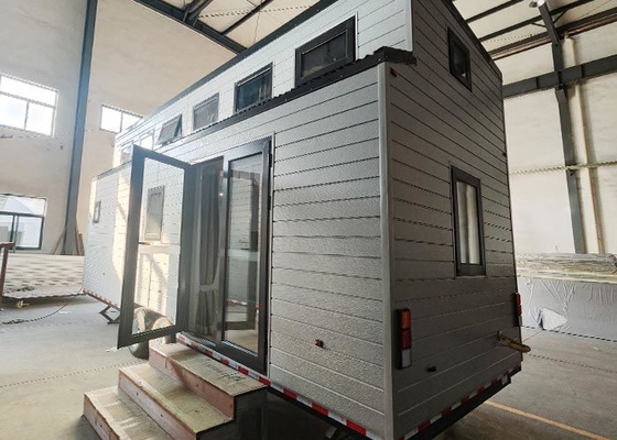 AS/NZS Standar Baja Ringan Prefab Rumah Kecil Pada Roda Kit Rumah Untuk Pelancong Petualang