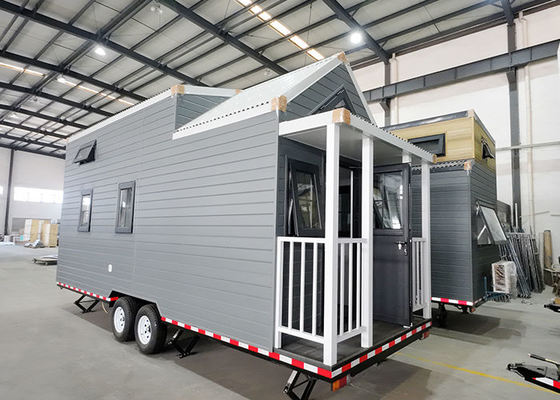 Rumah Prefab Rangka Baja Ringan Standar EU/AU/USA Motorhome Di Atas Roda Dengan 3 Kamar Tidur
