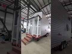 Rumah Kecil Prefabrikasi Baja Ringan Standar Australia Di Atas Roda Dengan Dinding Papan WPC