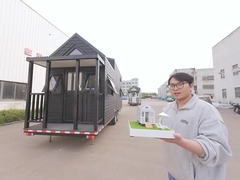 Rumah Kecil di Roda oleh Movable Roots.